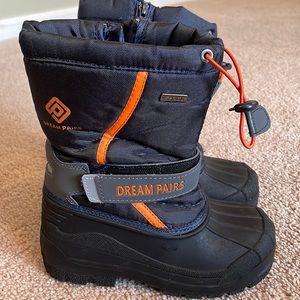 Dream Pairs kids snow boots